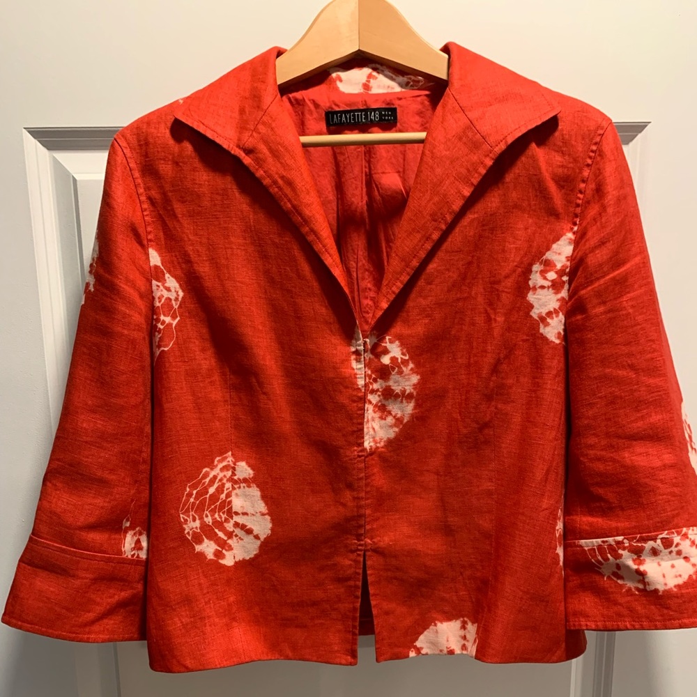 Lafayette 148 linen blazer/jacket. Pet free, smoke free home.